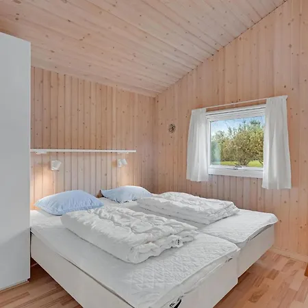 4 Bedroom Nice In Hébergement de vacances *