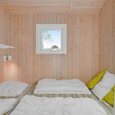 4 Bedroom Nice In Hébergement de vacances